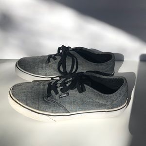 VANS Gray Classic Sneakers - Black laces - Uni Y 6